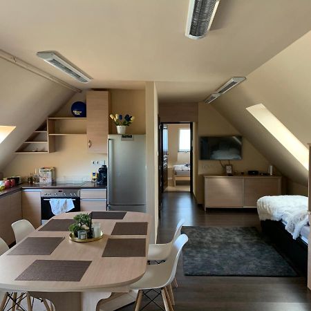 Robinson Szigete Apartment Balatonfured Ngoại thất bức ảnh